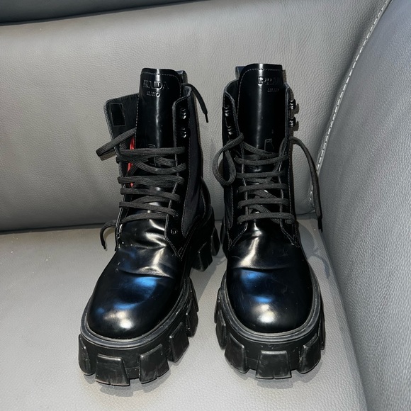 Prada Shoes - 💯 Auth Prada combat boots size 10.5/ size 41